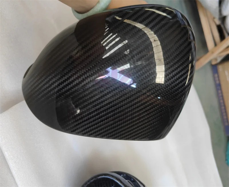 A Pair of Body Kits for Modifying the Dry Carbon Fiber Rearview Mirror Housing of the 720